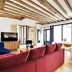 Appartement Chic Au Coeur Du 9Eme 2 Chambres 6P
